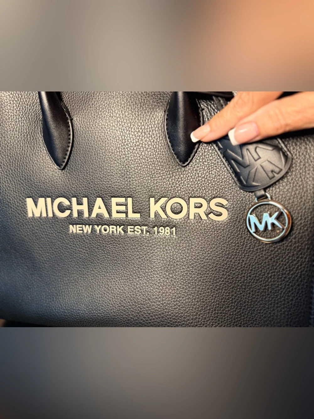 NWOT Michael Kors Mirella Medium Pebbled Leather Logo Tote